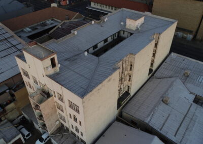 COMMERCIAL CITY BUILDING